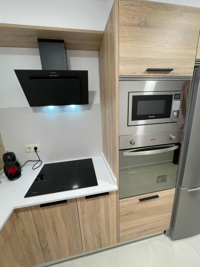 Apartamentos Demar Luis Casais 오그로브 외부 사진