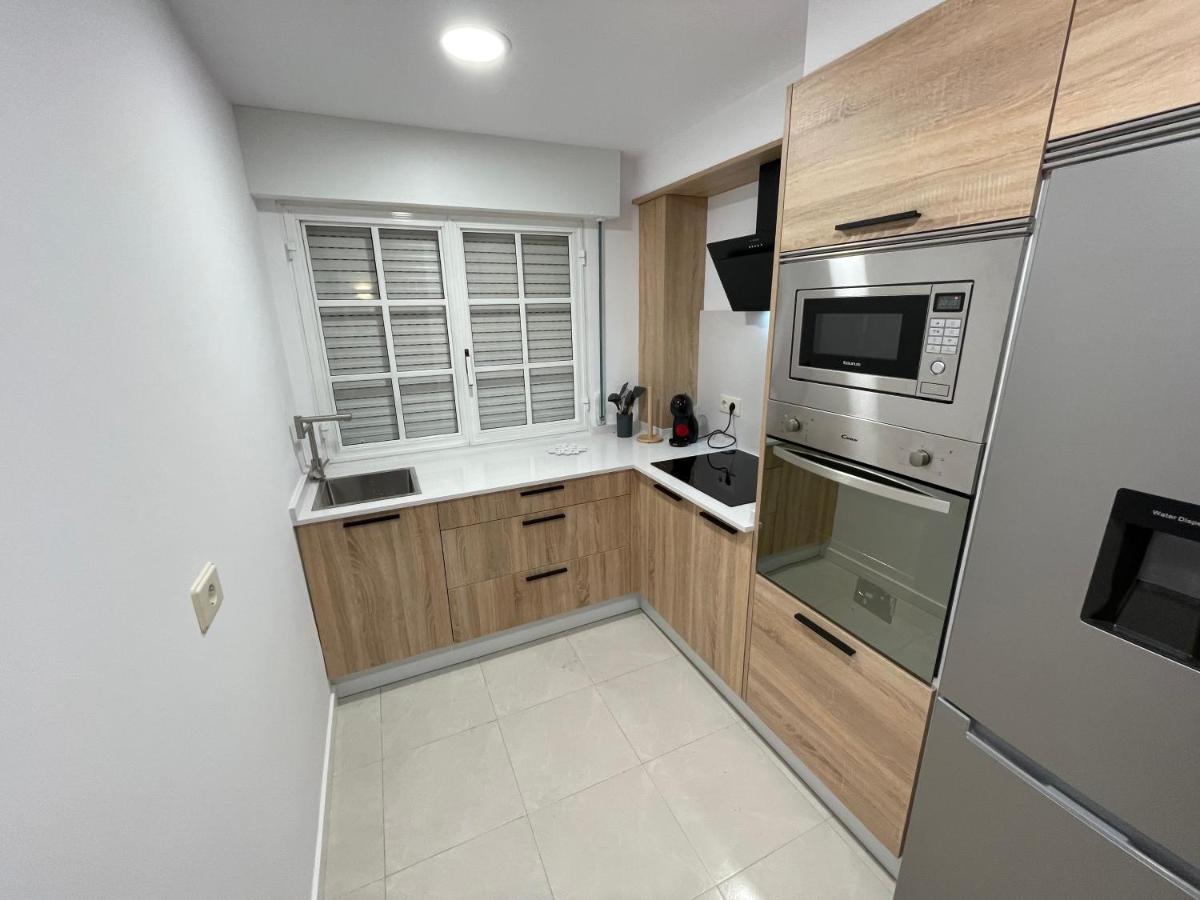Apartamentos Demar Luis Casais 오그로브 외부 사진