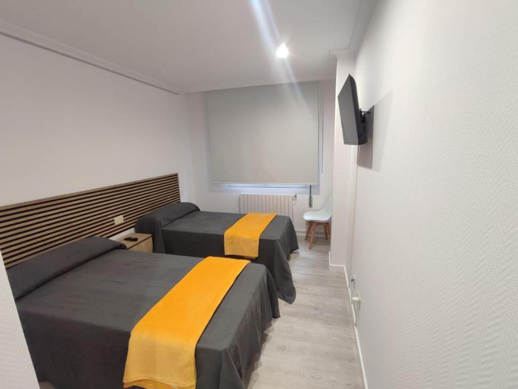 Apartamentos Demar Luis Casais 오그로브 객실 사진