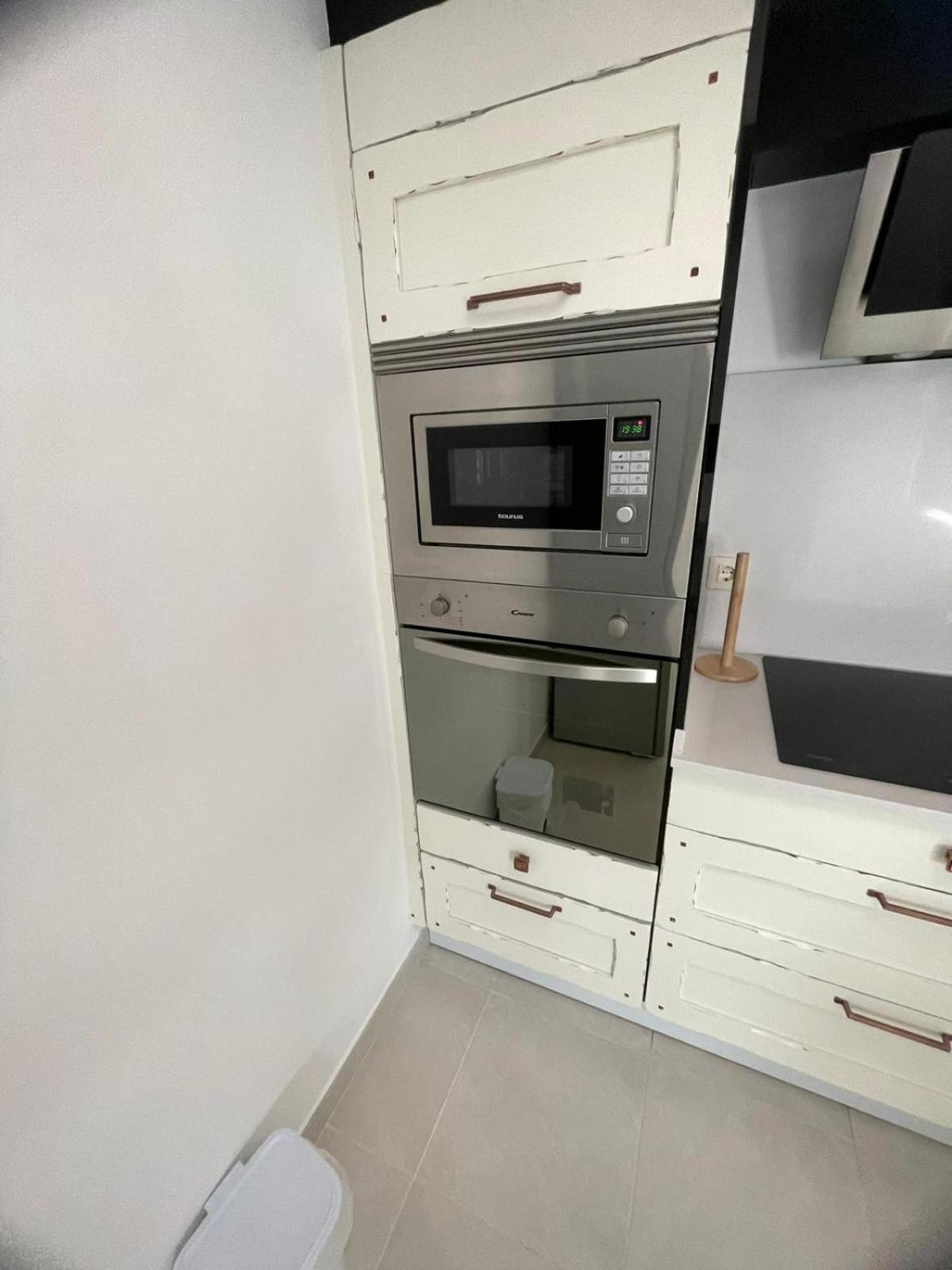 Apartamentos Demar Luis Casais 오그로브 객실 사진